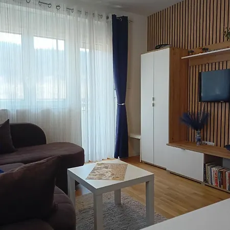 Apartman S Parkingom Natura Lux - Hill, *