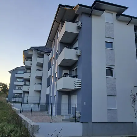 Natura Lux & Parking Free - Hill, Blizu Akva Parka * Soko Banja