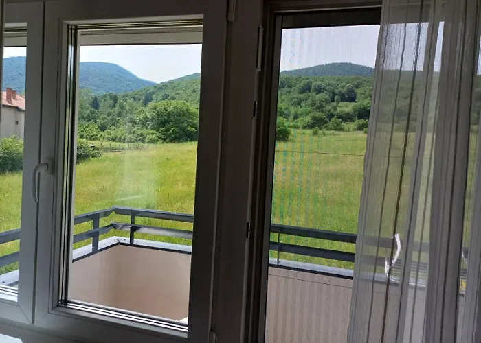 Natura Lux & Parking Free - Hill, Blizu Akva Parka